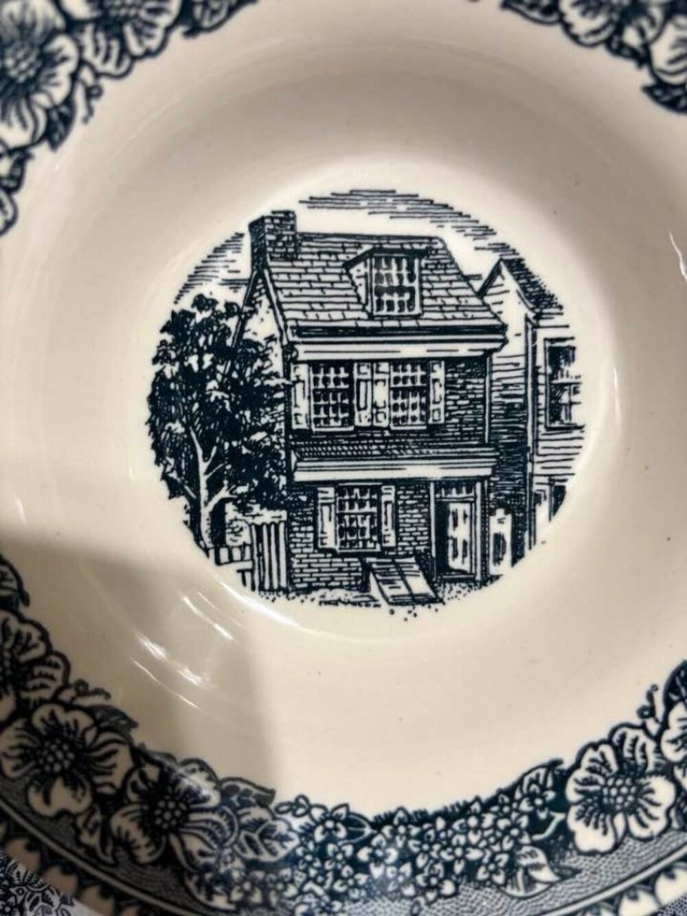 Vintage Royal China Colonial Heritage Blue Soup Bowls | Set of 2 | Colonial Hous - Picture 3 of 5